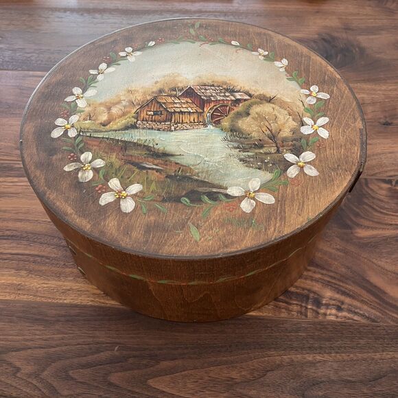 Vintage Painted Round Shaker Style Wood Hat Box Sewing Box Storage - Picture 1 of 11
